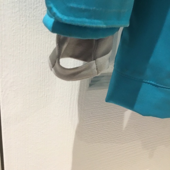 Under Armour Youth ColdGear Infrared winter coat.  Youth size Small. - Picture 6 of 11